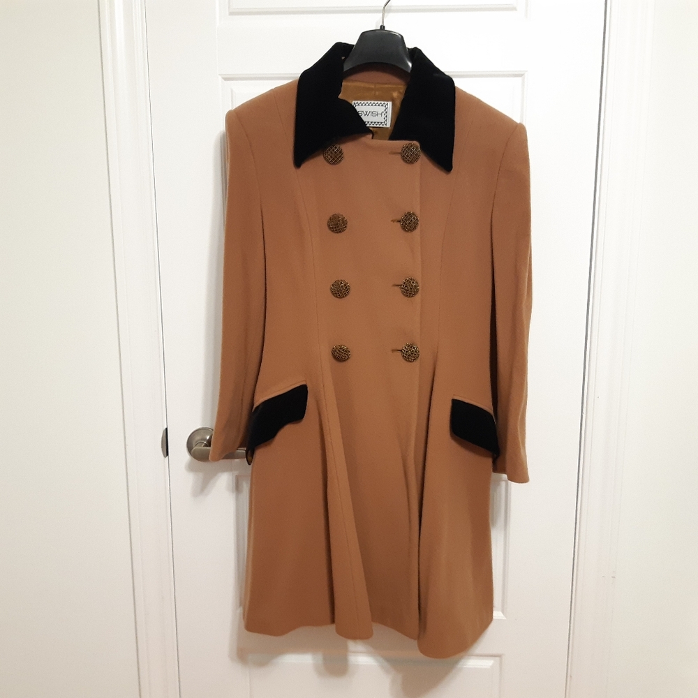 Rare Vintage Swish winter coat Made in Italy Black and Tan color
